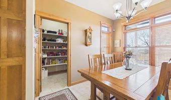 48190 268th St, Brandon, SD 57005