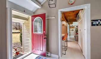 121 Jenckes Hill Rd, Lincoln, RI 02865