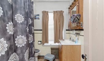 64 Chestnut Ave, Cranston, RI 02920
