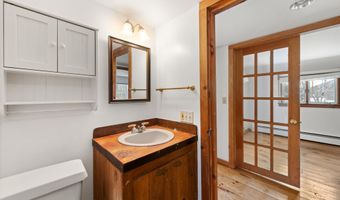 8 Avery Rd, Campton, NH 03223