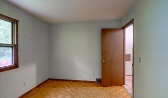 1702 Rae Ln, Madison, WI 53711