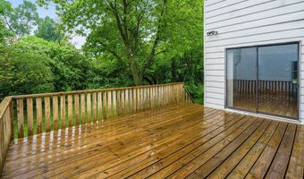 3620 Charter Pl, Ann Arbor, MI 48105