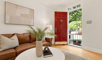 147 W HILL St, Baltimore, MD 21230