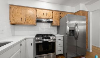 1121 S Splitrock Blvd, Brandon, SD 57005