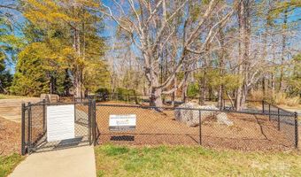 1106 Lynwood Forest Rd, Arden, NC 28704