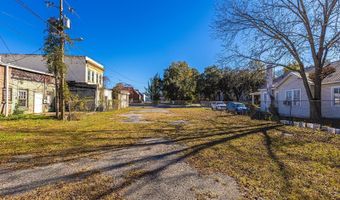 24 E Main St, Andrews, SC 29510