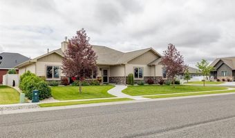 3218 Owens Ave, Cody, WY 82414