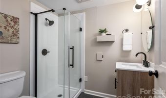5 Mallory Meadows Ct, Arden, NC 28704