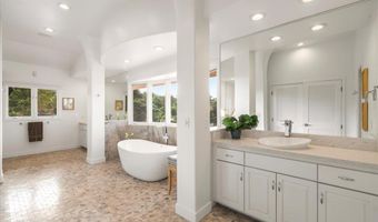 135 Kaimanu Pl, Kihei, HI 96753