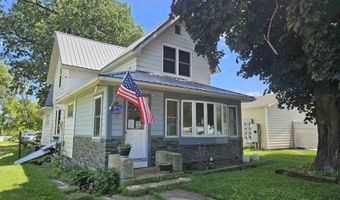 270 Iowa St, Arnolds Park, IA 51331