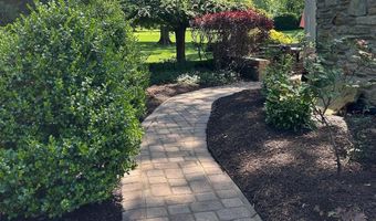 1750 CLINTON Dr, Ambler, PA 19002