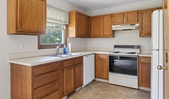 920 9th Ave NW, Altoona, IA 50009