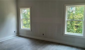 6 Carnahan Ln, Bella Vista, AR 72715