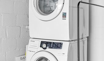 2420 I St NW, Washington, DC 20037