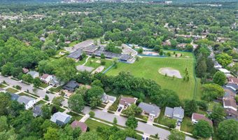 1507 Dicken Dr, Ann Arbor, MI 48103