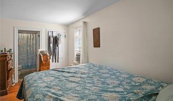 58 Essex Rd, North Kingstown, RI 02852