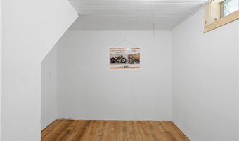 42 Charles Ave, Charlestown, RI 02813