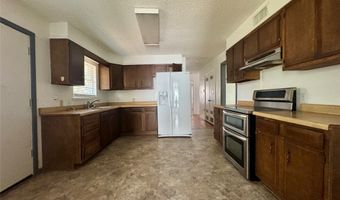 733 S La Salle Dr, Abilene, TX 79605