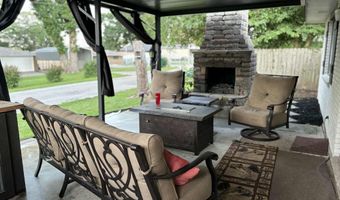 24 Lakeshore Dr, Adair, OK 74330