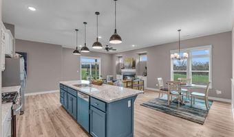 1006 Bluestem Cir, Baldwin City, KS 66006