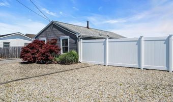 209 Fernwood Dr, Bayville, NJ 08721