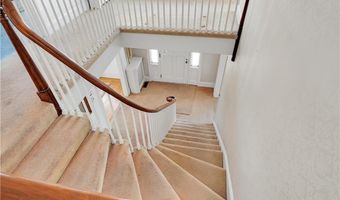 7 Jenckes Ct, Narragansett, RI 02882