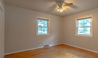 232 Greenway Rd, Arkansas City, KS 67005