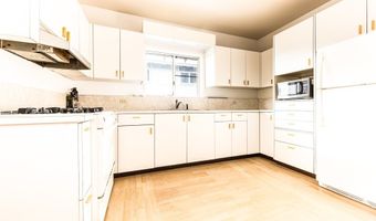 1709 Perry St, Honolulu, HI 96819