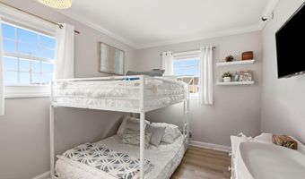 61 Archer Ave S, Bayville, NJ 08721