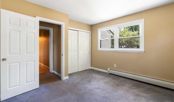 278 Green End Ave, Middletown, RI 02842