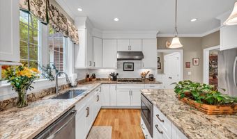 16 Sweetheart Mountain Rd, Canton, CT 06019