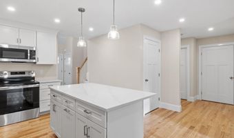 30 Gypsum Ln 29, Chester, NH 03036