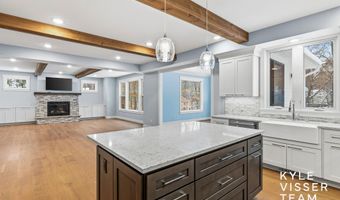 7787 S Gracemoor Ct SE, Alto, MI 49302