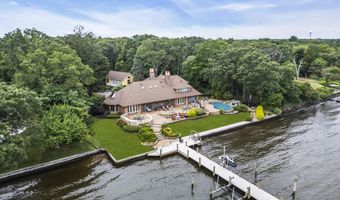 99 Holly Ln, Bayville, NJ 08721