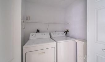 572 Smithfield Rd 8, North Providence, RI 02904