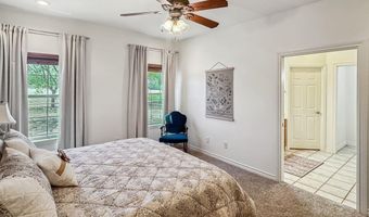 808 E Chapman Rd, Carlsbad, NM 88220
