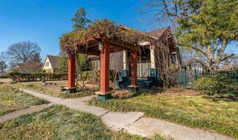 304 CHERRY St, Arkadelphia, AR 71923