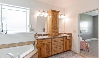 2802 S Hidden Hutch Dr, Ammon, ID 83401