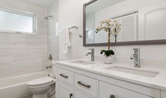 1329 N Wilke Rd, Arlington Heights, IL 60004