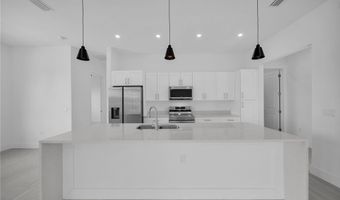 3539 NE 14th Pl, Cape Coral, FL 33909