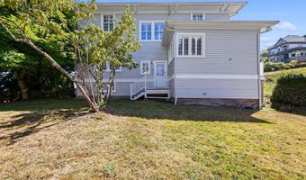 677 17TH St, Astoria, OR 97103