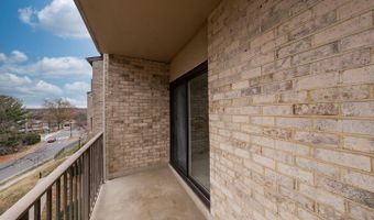 6137 EDSALL Rd #I, Alexandria, VA 22304