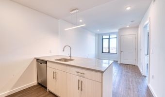 957 BROADWAY 703, Bayonne, NJ 07002