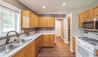 470 Tiebreaker Dr, Ammon, ID 83406