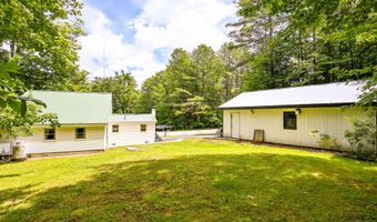 852 Pequawket Trl, Baldwin, ME 04091