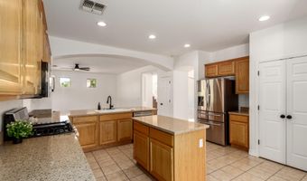 2162 E YELLOWSTONE Pl, Chandler, AZ 85249