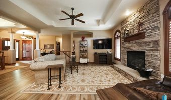 1809 W Ashton Trl, Brandon, SD 57005