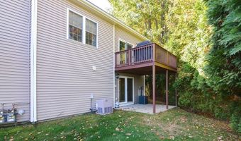 158 Bearhill Rd 105, Cumberland, RI 02864