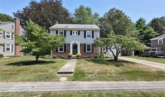21 Don Ave, East Providence, RI 02916