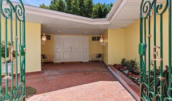 2086 Playa Rd, Carlsbad, CA 92009